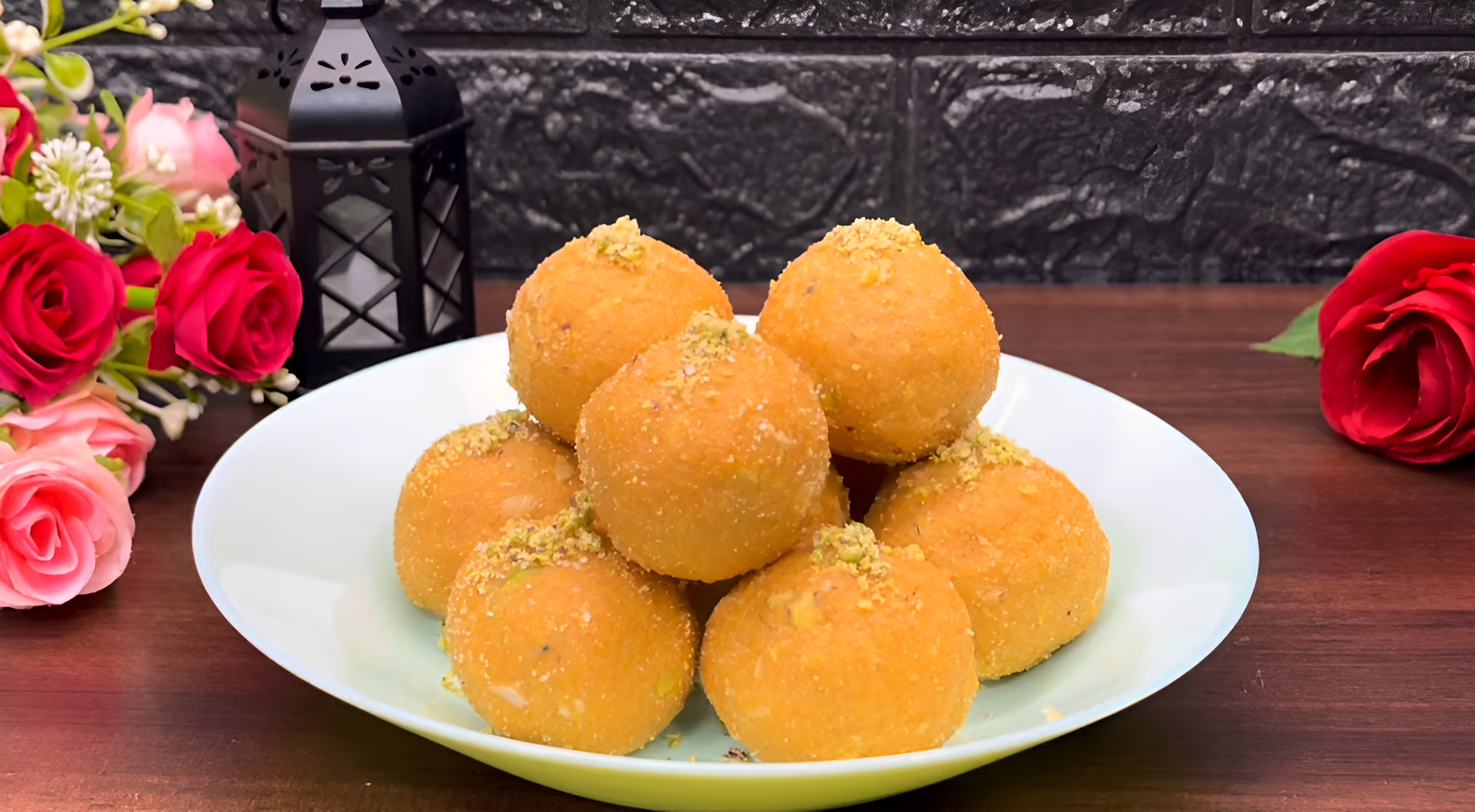 Gram Flour Ladoo Recipe