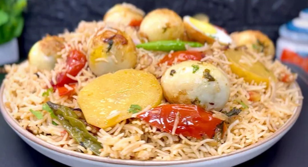 Egg Yakhni Pulao Recipe