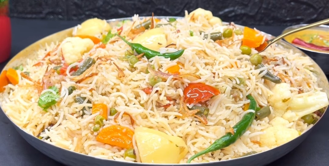 Veg Yakhni Pulao Recipe